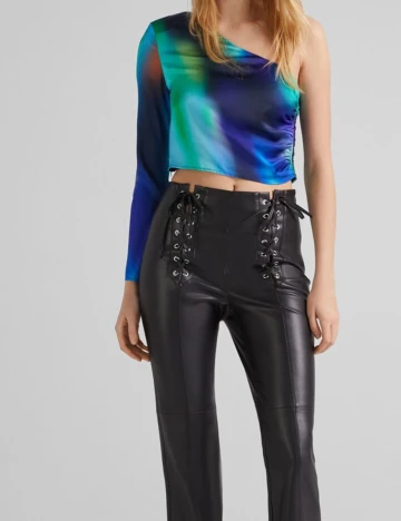 Top Bershka, mix culori