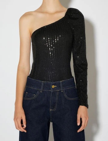 Body Something New, negru