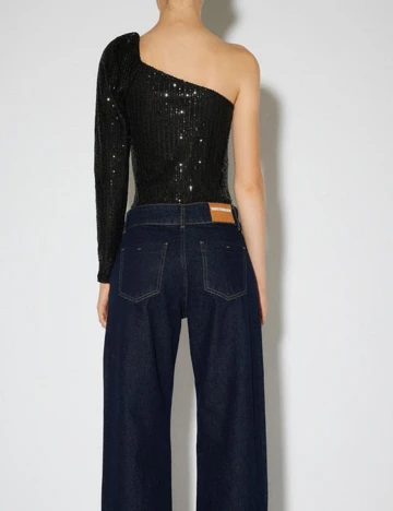 Body Something New, negru