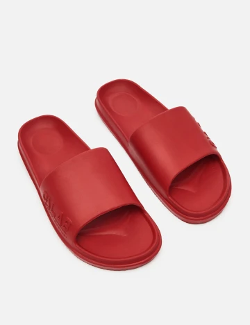 Slapi CROPP, rosu