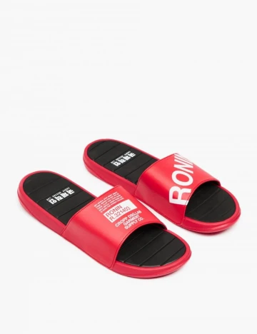 Slapi CROPP, rosu