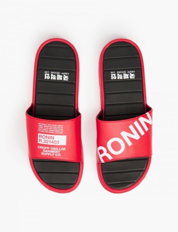 Slapi CROPP, rosu