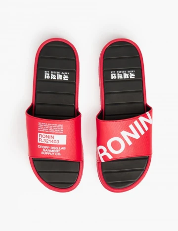 Slapi CROPP, rosu
