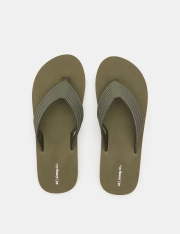 Slapi Sinsay, verde