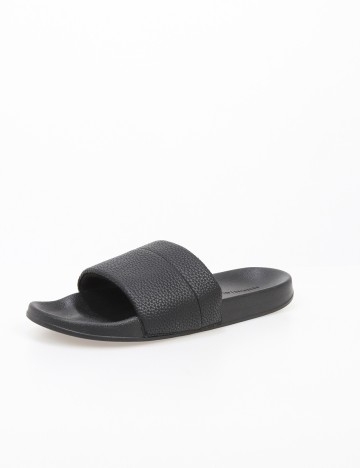 Slapi Reserved, negru