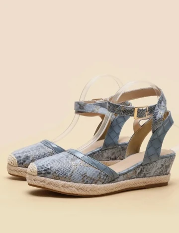 Pantofi SHEIN, albastru