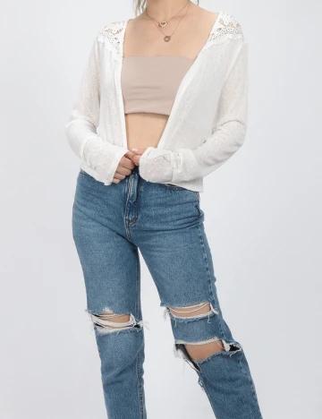 Blazer Only, alb