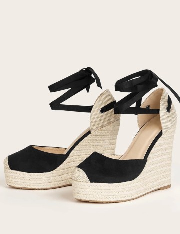 Pantofi SHEIN, negru