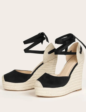 Pantofi SHEIN, negru