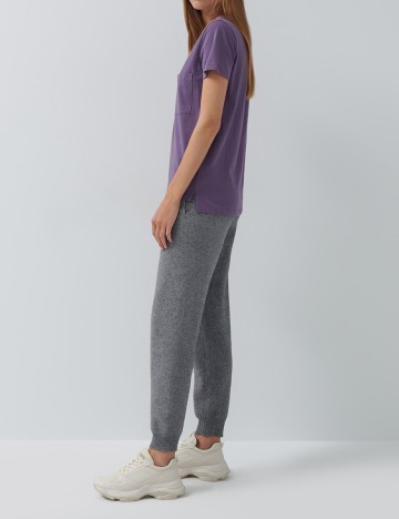 Tricou House Brand, mov