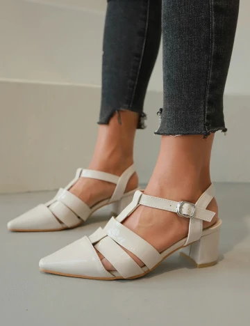 Pantofi SHEIN, crem
