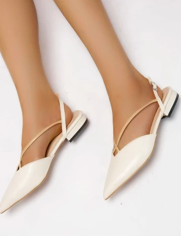 Pantofi SHEIN, ecru