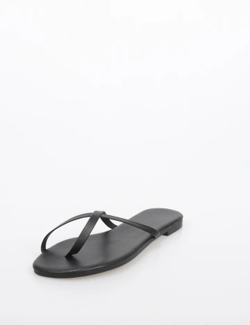 Slapi SHEIN, negru