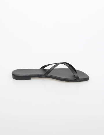 Slapi SHEIN, negru
