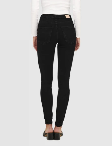Blugi Only, negru