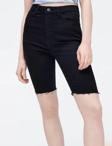 Pantaloni scurti CROPP, negru Negru