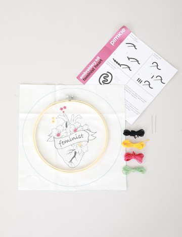 Kit broderie Pimkie, mix culori