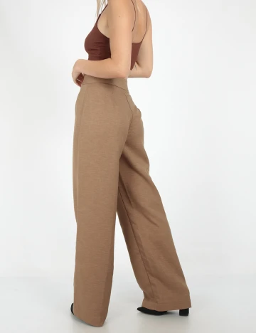 Pantaloni Bershka, maro Maro