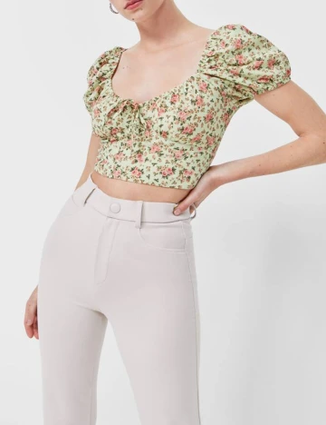 Top Stradivarius, floral Floral print