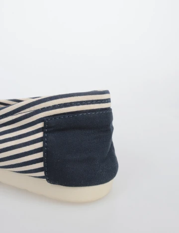 Espadrile SHEIN, bleumarin