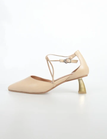 Pantofi SHEIN, bej