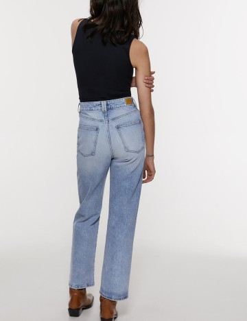 Maiou Zara, negru