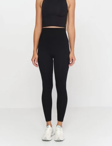 Colanti Stradivarius, negru