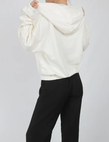 Hanorac Bershka, alb