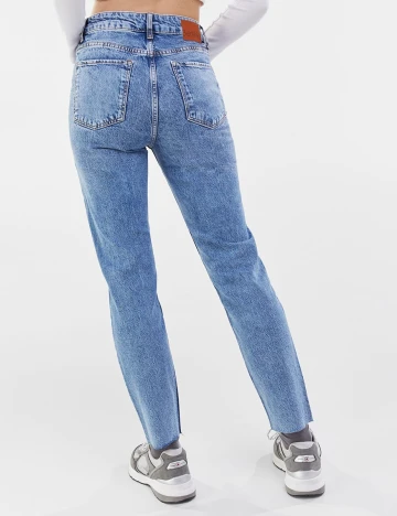 Blugi Bershka, albastru Albastru