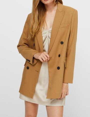 Sacou Stradivarius, maro