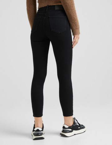 Blugi Bershka, negru