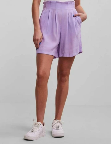 Pantaloni scurti Pieces, mov