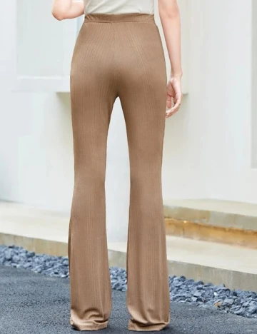 Pantaloni SHEIN, maro