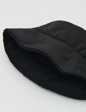 Palarie Reserved, negru Negru