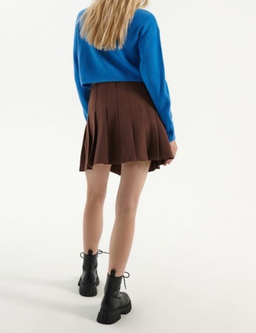 Fusta House Brand, maro