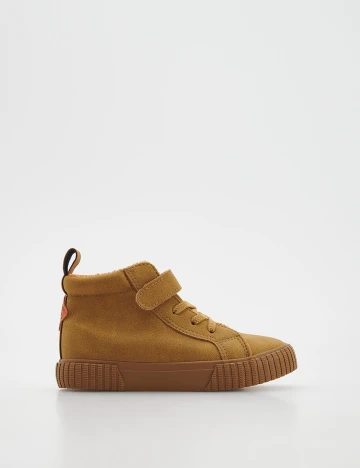 Ghete Reserved, maro