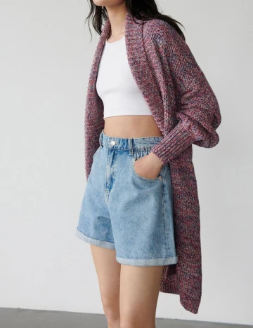 Cardigan Reserved, mov Mov