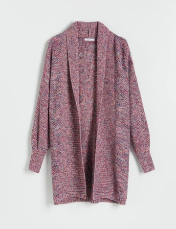 Cardigan Reserved, mov Mov
