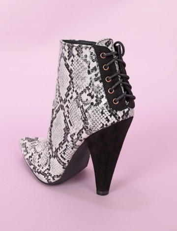 Botine Shoedazzle, imprimeu sarpe