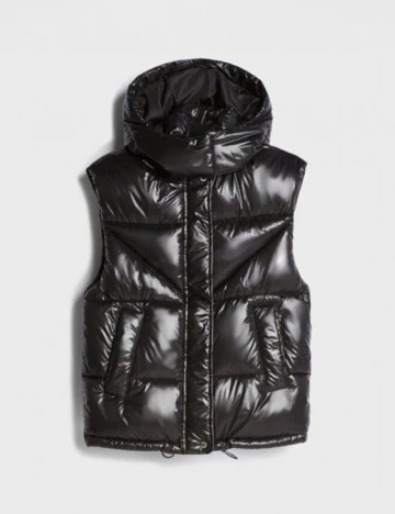 Vesta Bershka, negru
