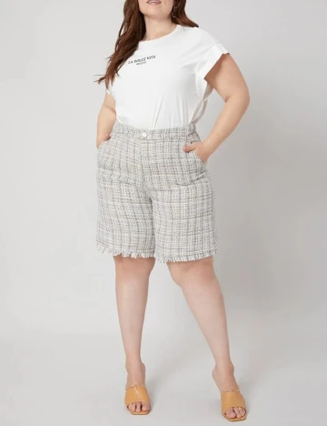 Pantaloni Scurti SHEIN CURVE, crem