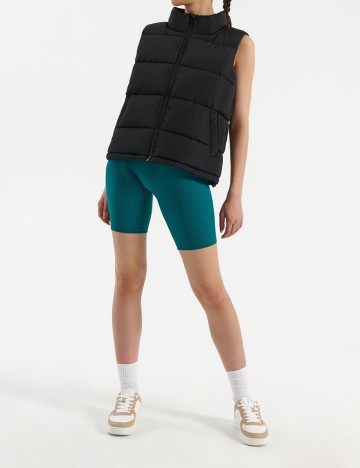 Vesta House Brand, negru