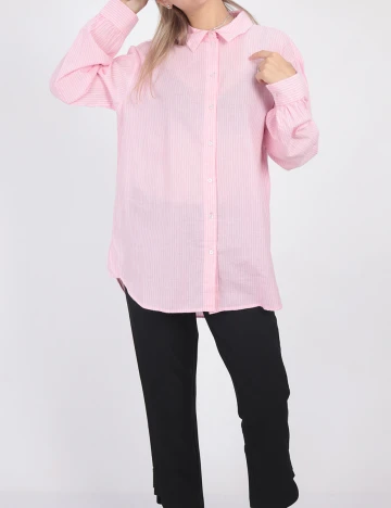 Camasa Pieces, roz