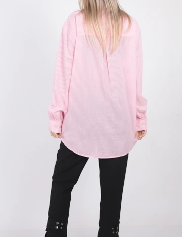 Camasa Pieces, roz