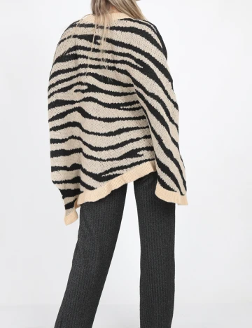 Poncho SHEIN, crem/negru