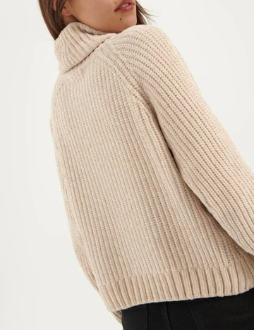 Pulover House Brand, crem