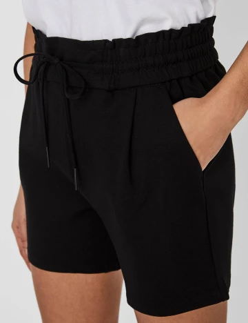 Pantaloni scurti Vero Moda, negru
