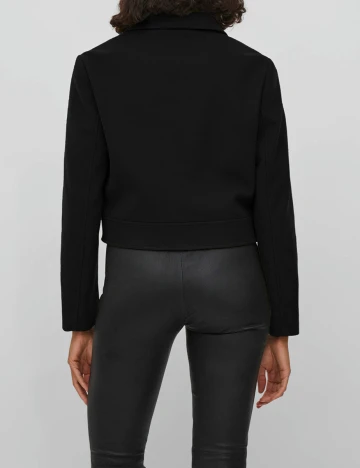 Jacheta Vila, negru Negru