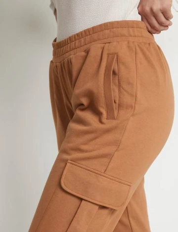 Pantaloni Lounge Nine, maro
