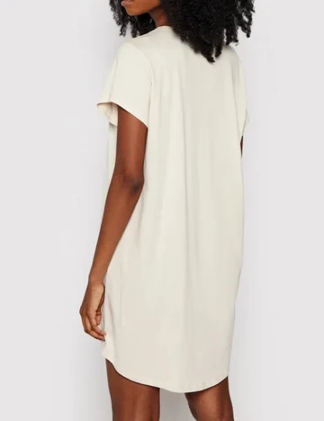 Rochie de noapte Triumph, crem